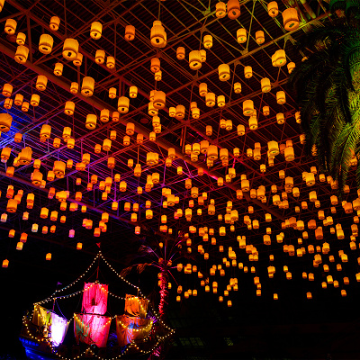 サマーランドのナイトプール・年齢制限