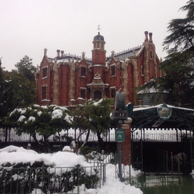 右側にあるのがサンルーム