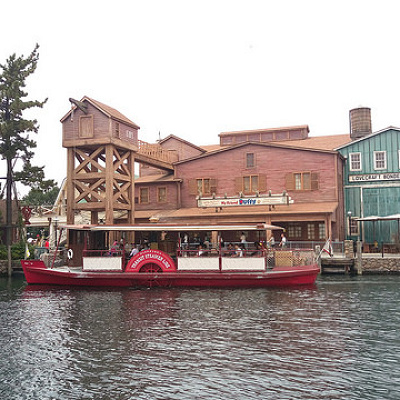 トランジットスチーマーラインで海の旅へ