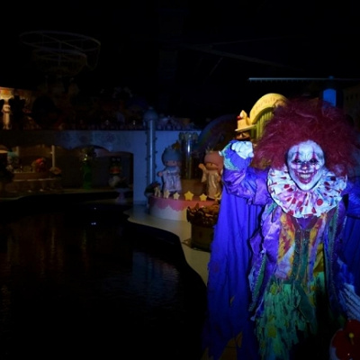 キャラクターボートライドがピエロに乗っ取られた！