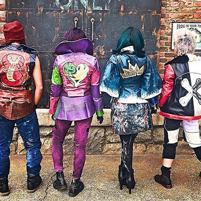 映画『ディセンダント』の４人組