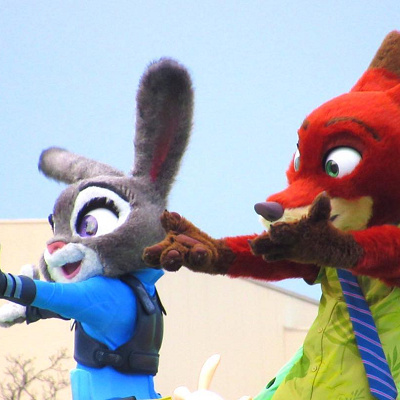 仲の良さそうなふたり。もふもふなニックとジュディがかわいい！