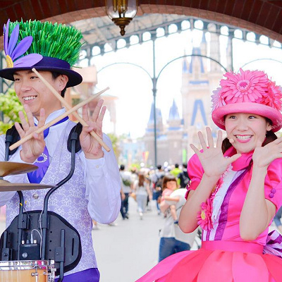 彼らのトレードマークはお花