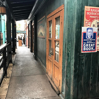  色やデザインがかわいい壁がたくさんありますよ♡