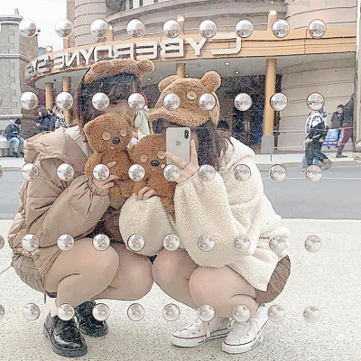 淡色でティムの双子コーデ