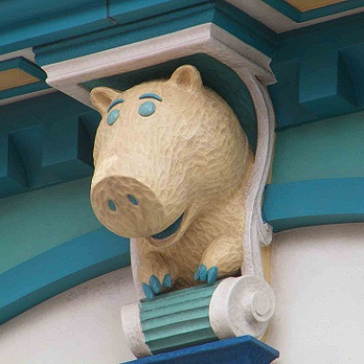 「トイビル・トロリーパーク」ハムのプロップス