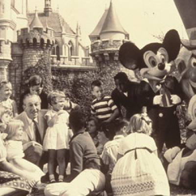 ウォルトディズニーとミッキーたち