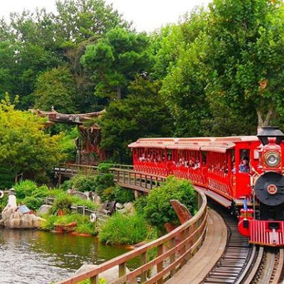 パークの絶景が見られるウエスタンリバー鉄道