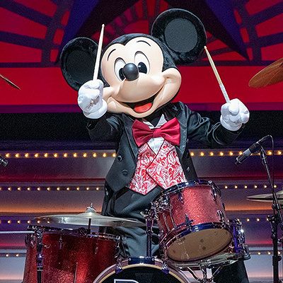 ディズニーリゾートを出ると普通の日常に戻るけど「また来られるように頑張ろう」と思える。これがエンターテインメントの力。