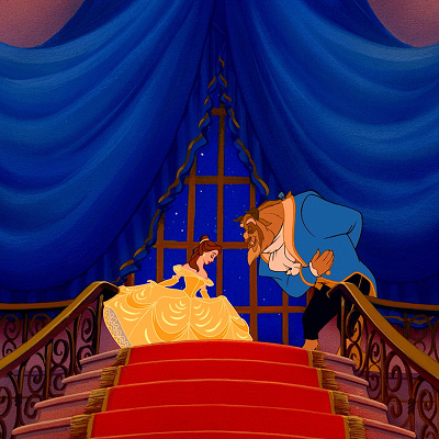 ボールルームの天井に描かれている絵はどっち？