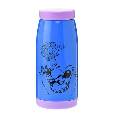 元気なスティッチとティータイムを楽しめます