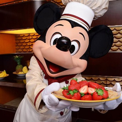 ミッキーと一緒にデザートがつくれる！？