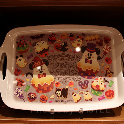 食事やティータイムが楽しくなりそうなトレイ