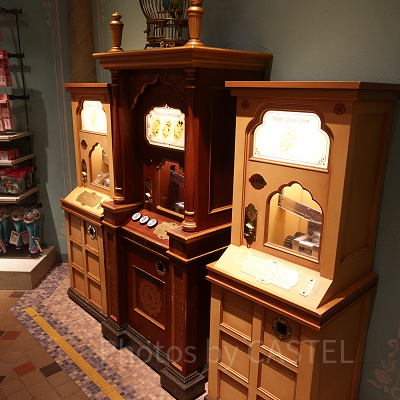 アドベンチャーランド・バザールのメダリオンメーカー