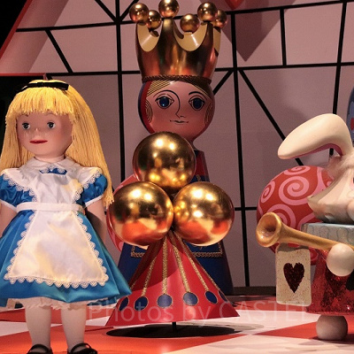 『不思議の国のアリス』