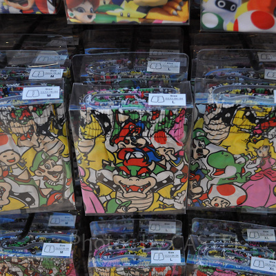 オールキャラ総柄のトランクス