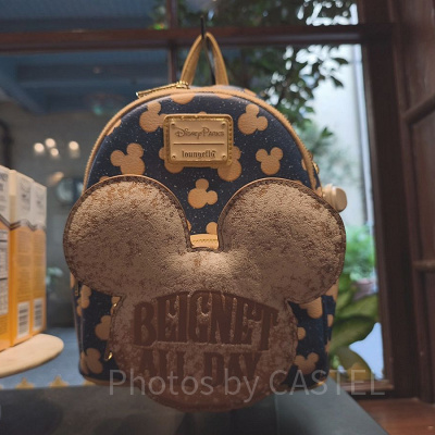 アナハイムディズニーラウンジフライ（Loungefly）：ミッキーベニエ