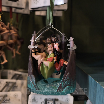 アナハイムディズニーオーナメント：ラマになった王様