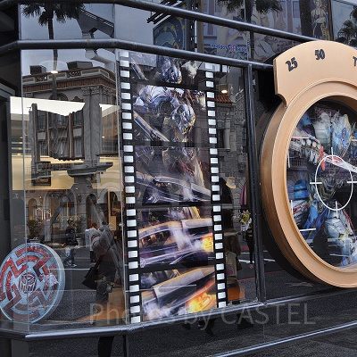 USJダークルーム外観／トランスフォーマーグッズ専門店