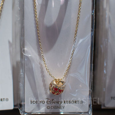 リンゴネックレス