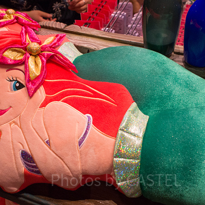 アリエルクッション（抱きまくら型）