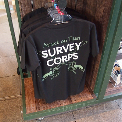 進撃の巨人黒Tシャツ