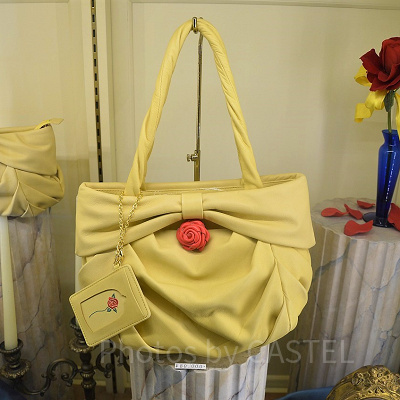 カード入れ付きバッグ