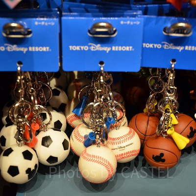 ボールモチーフのキーチェーン