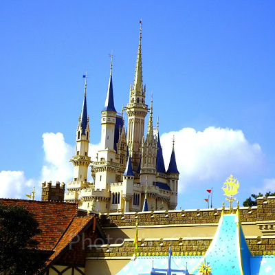 パーク内どこからでも美しいシンデレラ城