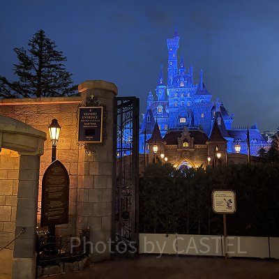 美女と野獣“魔法のものがたり”は1/25まで休止