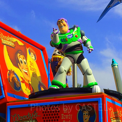 男の子たちが大好きなバズライトイヤー