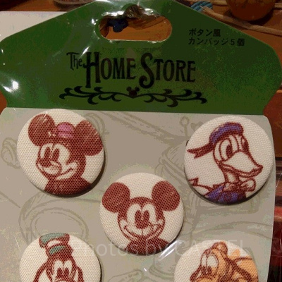 ボタン風缶バッチ