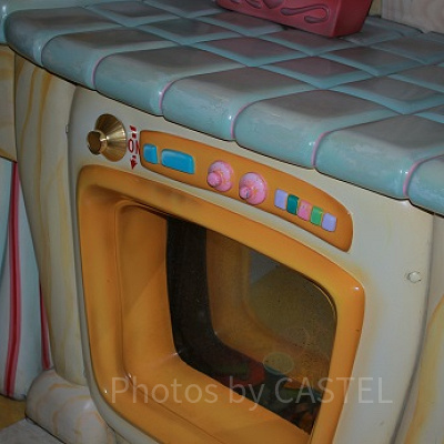 ケーキがこのオーブンの中に！