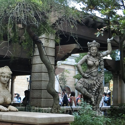 カンボジアの女神像