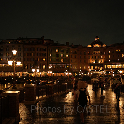 メディテレーニアンハーバーを臨む東京ディズニーシーのレストランでも使える