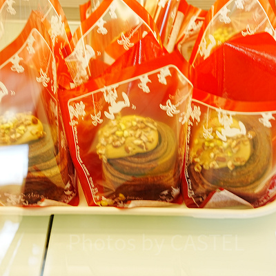 キャラメルチョコロール（ナッツ添え）