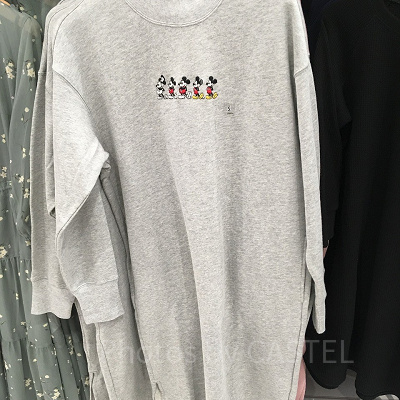 セレブレイトミッキースウェット（グレー）