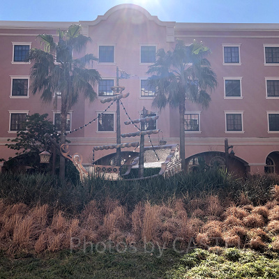 セレブレーションホテル：ディスカバーの中庭