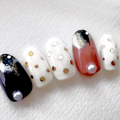 チップとデールモチーフネイル