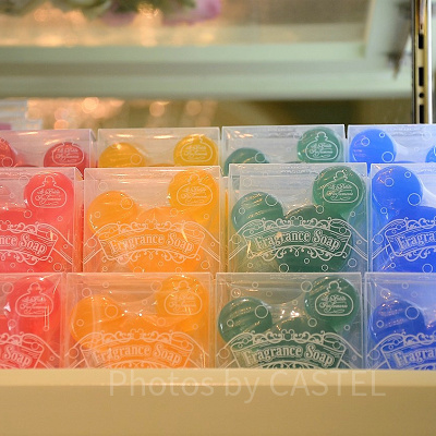 4種類の色と香りから選べます！