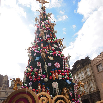 ユニバーサルスタジオジャパンのクリスマスツリー