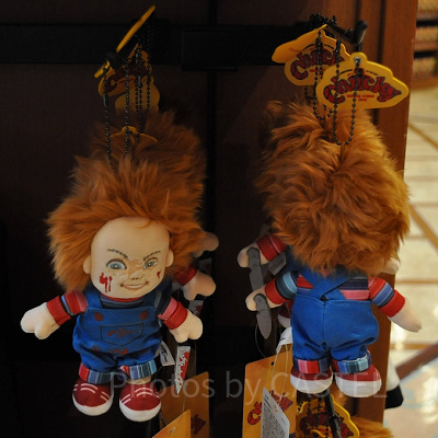 ユニバハロウィン2022グッズ：チャッキーのぬいぐるみキーチェーン