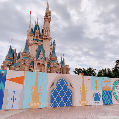 東京ディズニーランドのシンデレラ城改修工事