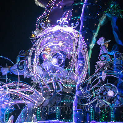 シンデレラのかぼちゃ馬車フロート