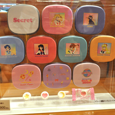 コレクタブルタブレット缶（USJ×セーラームーングッズ）