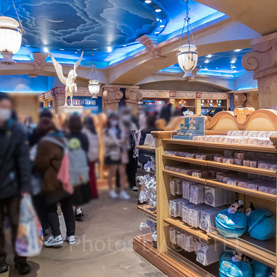 夜のショップの混雑状況／20:40