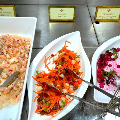 クリスタルパレス・レストラン：サラダ