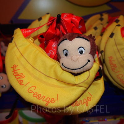 おさるのジョージ・バナナ型ポーチ（パスケース）