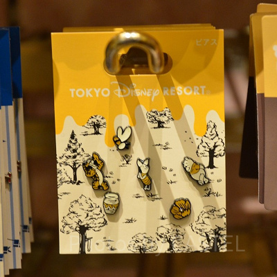 プーさんのかわいいピアス