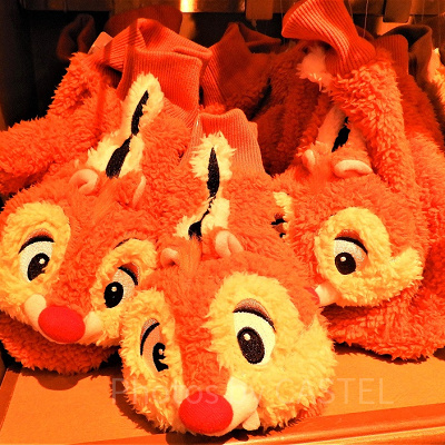 デールの赤い鼻がポイント